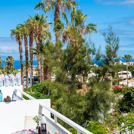 Апартаменты 483A Stylish 1 Bedroom, Pool, Terrace, Wifi *